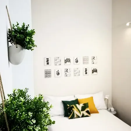 Apartment A Due Passi Dalla Metro Milan